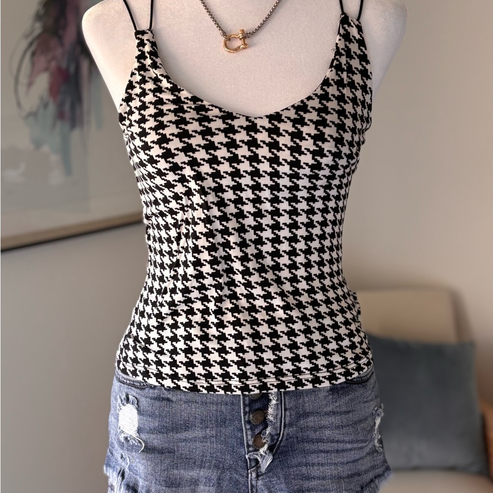 Gaze Monochrome Houndstooth Camisole